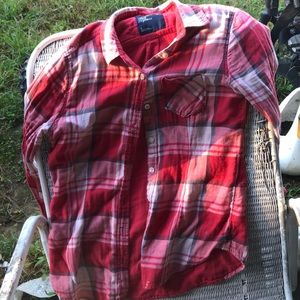 Super cute American Eagle plaid shirt